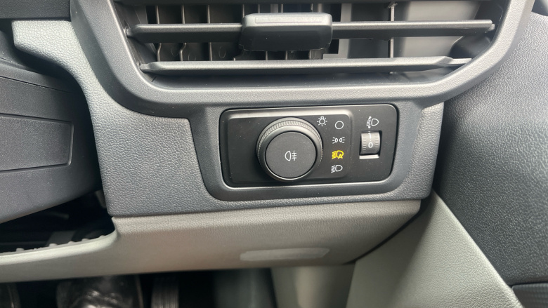 Ford Transit Custom 320 L1 Diesel Fwd 2.0 EcoBlue 136ps H1 Van Trend